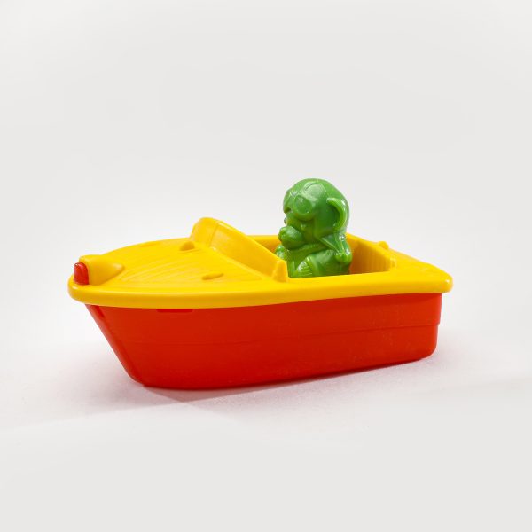 Toy boat of Nikoo Toys
